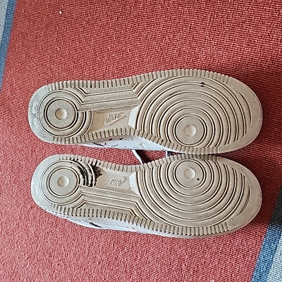 AWESOME CUSTOM BLACK AND RED SPLATTER NIKE AIR FORCE 1 SHOES - Picture 7 of 11